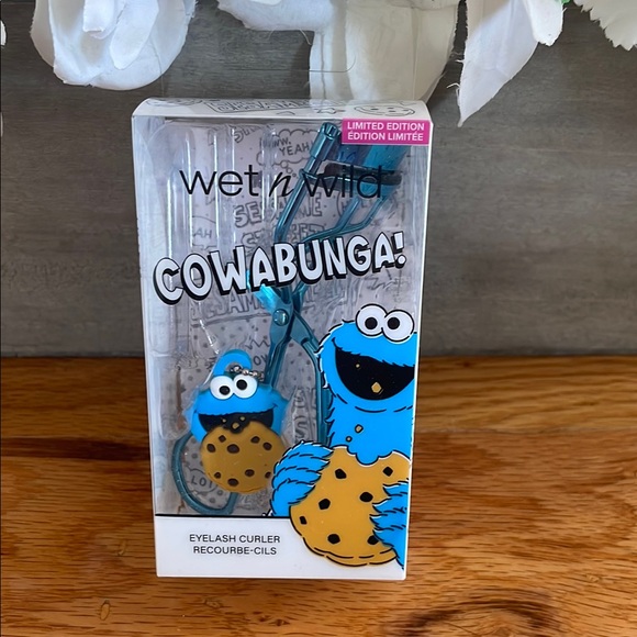 Wet n Wild Cowabunga‎ Eyelash Curler - Picture 1 of 1
